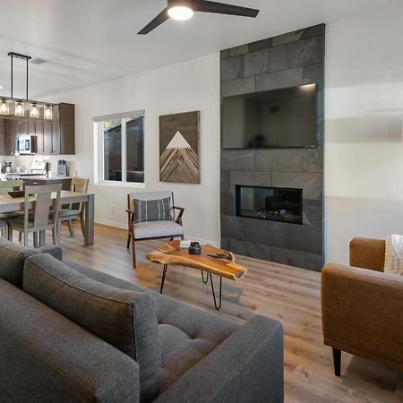 Flg Retreat - Modern Home With Mountain Views Flagstaff Exteriér fotografie